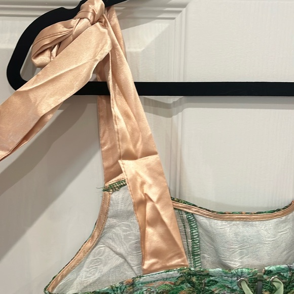 Green Corset Inspired Cropped Lace Up Top with Self-Tie Ribbon Straps NWOT - Picture 11 of 14